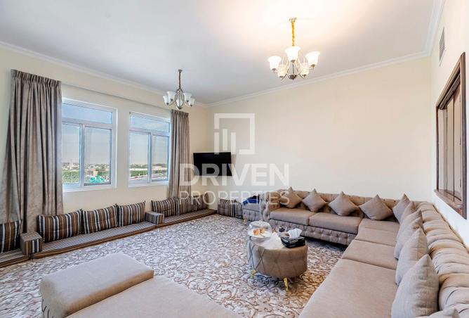 80248999 - Property Image 2