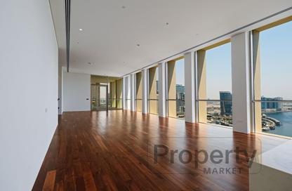 Apartment - 4 Bedrooms - 5 Bathrooms for rent in Residence 22 - Business Bay - Dubai