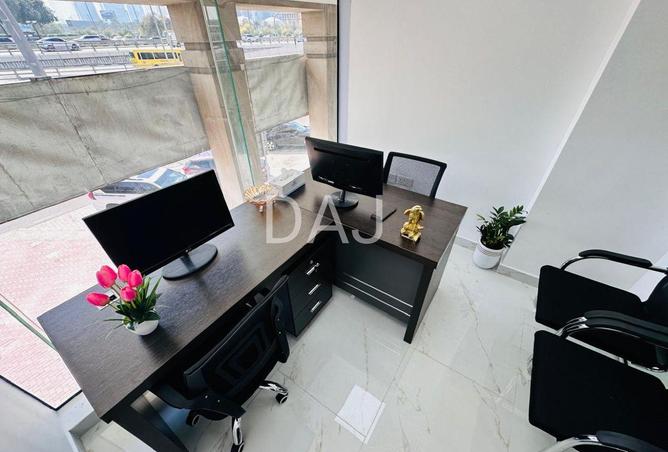 73853000 - Property Image 2