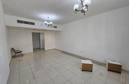 Apartment - 3 Bedrooms - 4 Bathrooms for rent in Al Khan Corniche - Al Khan - Sharjah