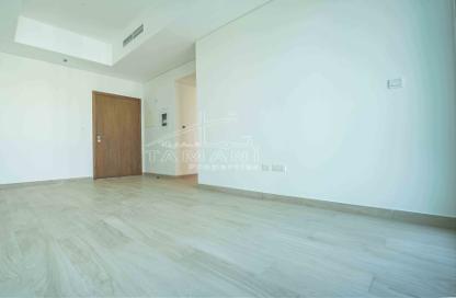 Apartment - 1 Bedroom - 2 Bathrooms for rent in Dubai Healthcare City - Bur Dubai - Dubai