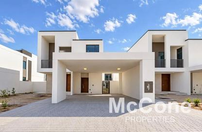 Villa - 3 - 4 for rent in Fairway Villas 2 - Emaar South - Dubai South (Dubai World Central) - Dubai Villa - 3 - 4 for rent in Fairway Villas 2 - Emaar South - Dubai South (Dubai World Central) - Dubai