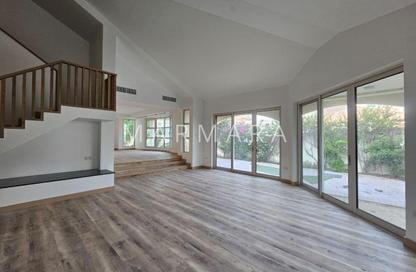 Villa - 5 - 5 for rent in Jumeirah 3 Villas - Jumeirah 3 - Jumeirah - Dubai Villa - 5 - 5 for rent in Jumeirah 3 Villas - Jumeirah 3 - Jumeirah - Dubai
