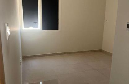 Apartment - 2 Bedrooms - 2 Bathrooms for rent in Gulf Tower - Emirates City - Ajman