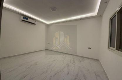 Apartment - 1 Bedroom - 2 Bathrooms for rent in Khalifa City A Villas - Khalifa City A - Khalifa City - Abu Dhabi