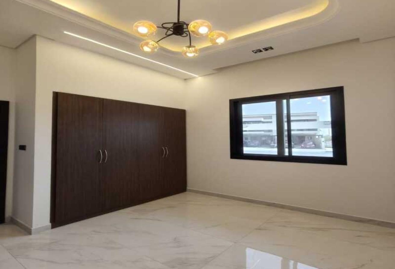 4BR + Maid’s | Spacious Layout | Unfurnished photo 13