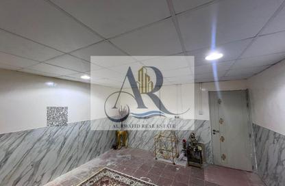 Labor Camp - Studio - 1 Bathroom for rent in Liwara 1 - Ajman