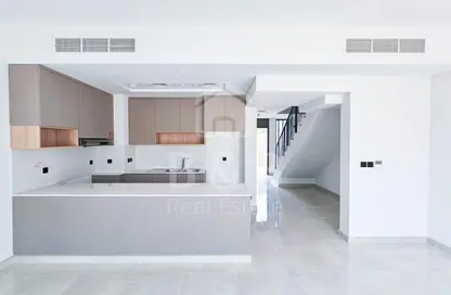 Townhouse - 2 Bedrooms - 3 Bathrooms for rent in Falcon Island North - Falcon Island - Al Hamra Village - Ras Al Khaimah