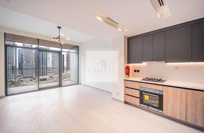 Apartment - 1 Bedroom - 2 Bathrooms for rent in Marina Living - Dubai Marina - Dubai