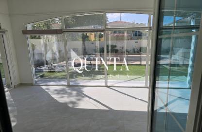 Villa - 4 Bedrooms - 5 Bathrooms for rent in District 4 - Royal Park - Jumeirah Park - Dubai