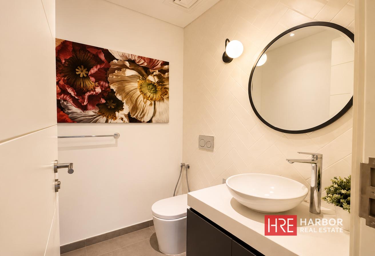 12 Cheques | 1 Month Free| Luxurious 1BR photo 9