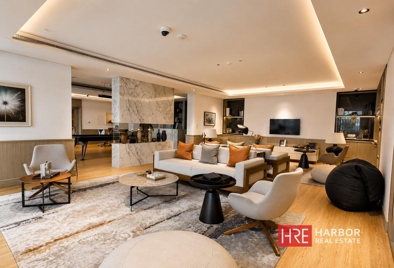 12 Cheques | 1 Month Free| Luxurious 1BR photo 16