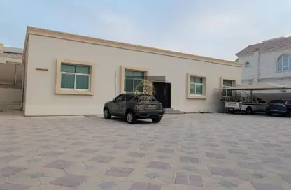 فيلا - 5 غرف نوم - 4 حمامات للايجار في مدينة شخبوط - أبوظبي