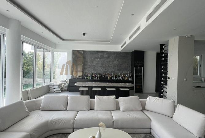 58164597 - Property Image 3