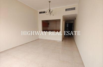 Apartment - Studio - 1 Bathroom for rent in Muwaileh 29 Building - Muwaileh - Sharjah