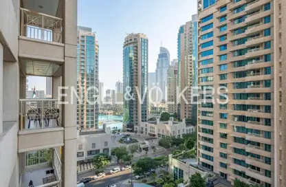 Apartment - 1 Bedroom - 2 Bathrooms for sale in 29 Burj Boulevard Tower 1 - 29 Burj Boulevard - Downtown Dubai - Dubai