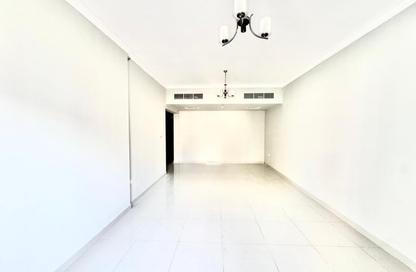 Apartment - 2 Bedrooms - 3 Bathrooms for rent in Al Khan 5 building - Al Khan - Sharjah Apartment - 2 Bedrooms - 3 Bathrooms for rent in Al Khan 5 building - Al Khan - Sharjah