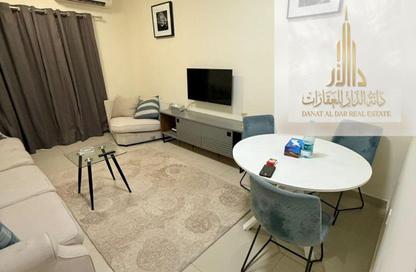 Apartment - 1 Bedroom - 2 Bathrooms for rent in Al Rashidiya Towers - Al Rashidiya - Ajman Downtown - Ajman