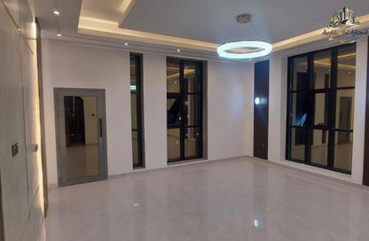 Villa - 5 Bedrooms - 7 Bathrooms for sale in Al Yasmeen 1 - Al Yasmeen - Ajman