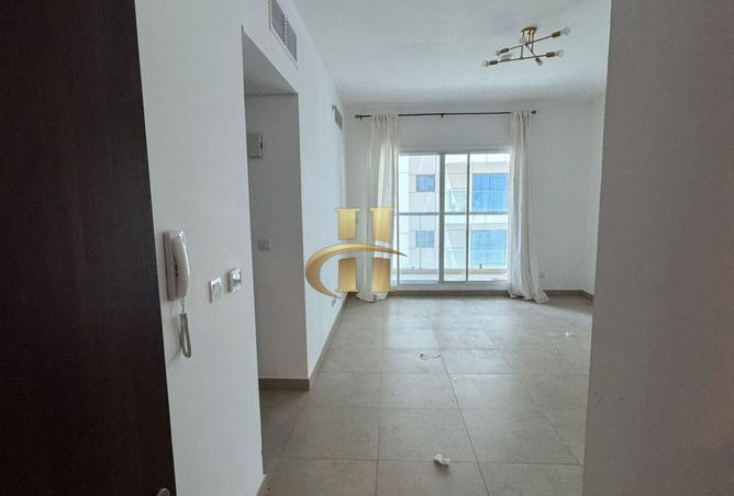 79825257 - Property Image 2