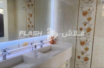 Villa - 6 - 6 for rent in Julfar - Ras Al Khaimah