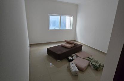 Apartment - 1 Bedroom - 2 Bathrooms for rent in Muweileh Community - Muwaileh Commercial - Sharjah