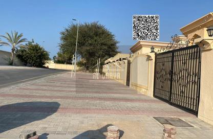 Villa - 7 Bedrooms - 7+ Bathrooms for sale in Gate Tower 1 - Musheiref - Ajman