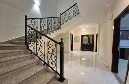 Villa - 5 Bedrooms - 5 Bathrooms for rent in Shareat Al Mutaredh - Al Mutarad - Al Ain