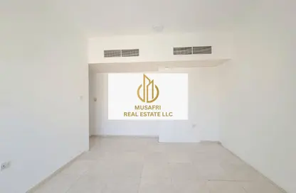 شقة - غرفة نوم - 1 حمام للايجار في مبنى مويلح - مويلح - الشارقة شقة - غرفة نوم - 1 حمام للايجار في مبنى مويلح - مويلح - الشارقة