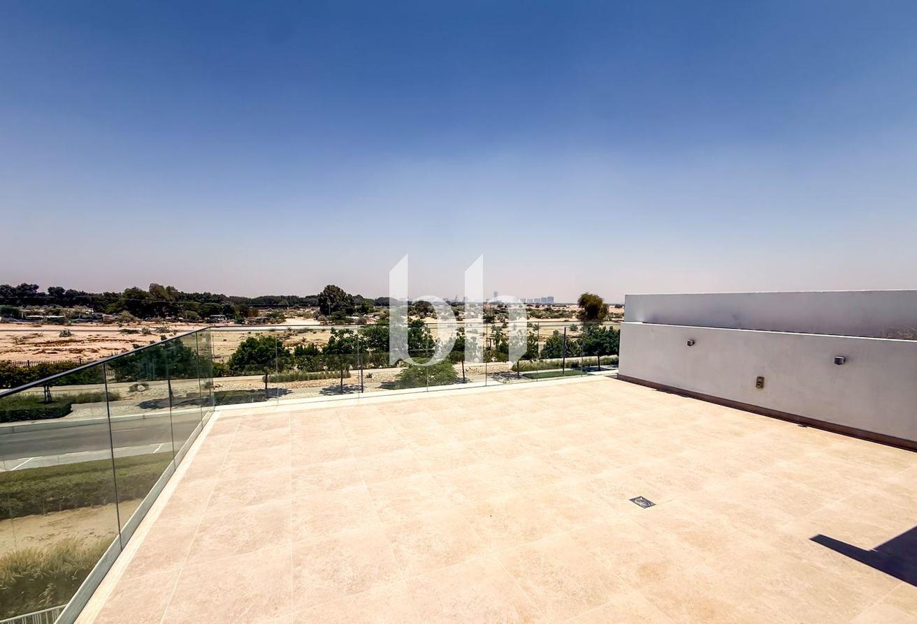 Premium Unit | Single Row | Vacant Now photo 18