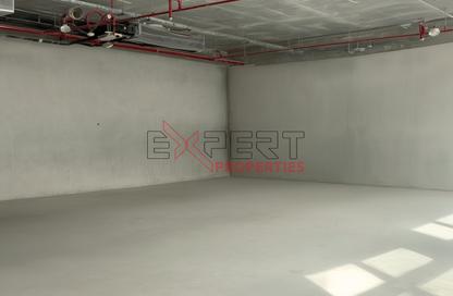Office Space - Studio - 1 Bathroom for rent in Grosvenor Office Tower - Business Bay - Dubai