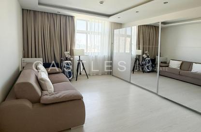 Apartment - 2 Bedrooms - 3 Bathrooms for rent in The Links West Tower - The Links - The Views - Dubai