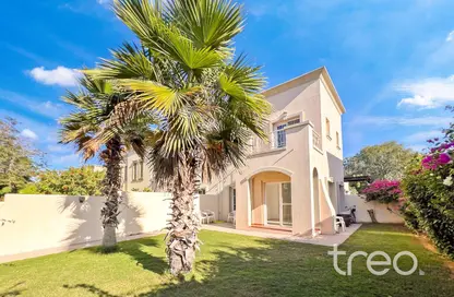 فيلا - 2 غرف نوم - 3 حمامات للايجار في الينابيع 15 - الينابيع - دبي