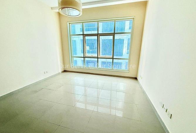 122012081 - Property Image 2