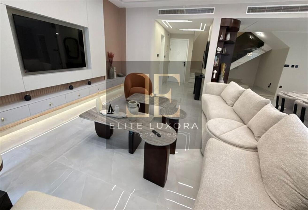 Luxury Renovated|Smart Home System|Community Views photo 11