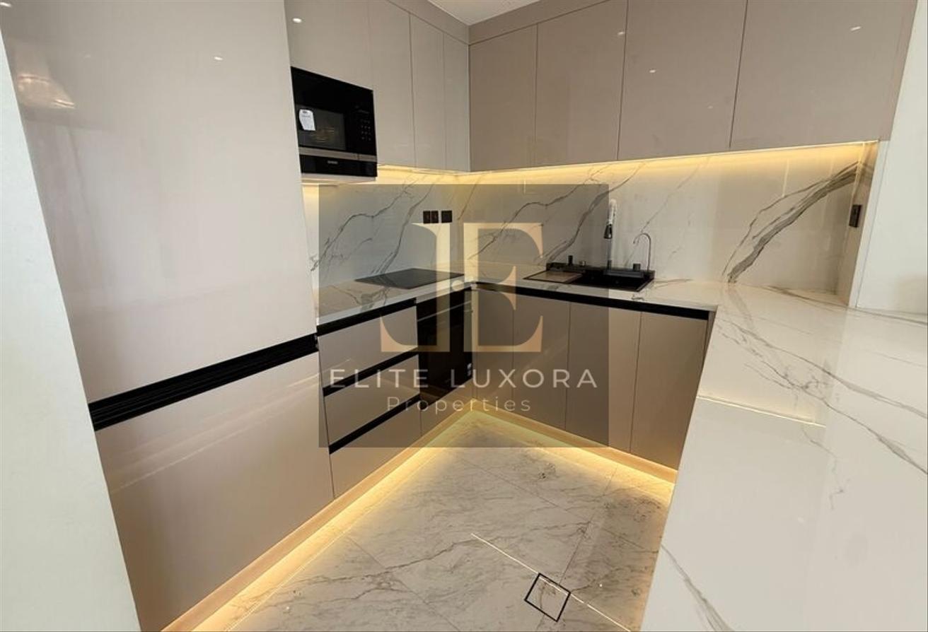 Luxury Renovated|Smart Home System|Community Views photo 10
