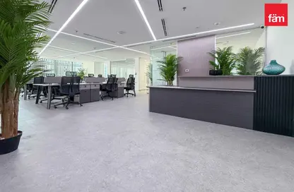 مكتب - استوديو - 2 حمامات للايجار في بايز ووتر - الخليج التجاري - دبي