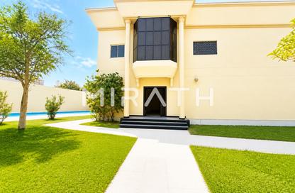 Villa - 5 - 6 for rent in Jumeirah 1 Villas - Jumeirah 1 - Jumeirah - Dubai