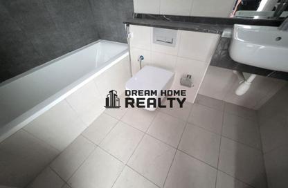 Apartment - 2 Bedrooms - 3 Bathrooms for rent in Al Taawun - Sharjah