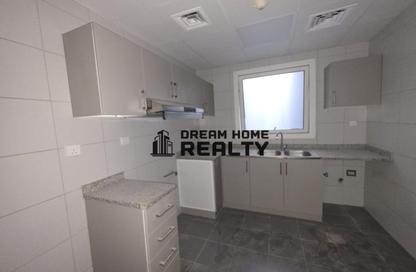 Apartment - 2 Bedrooms - 3 Bathrooms for rent in Al Taawun - Sharjah