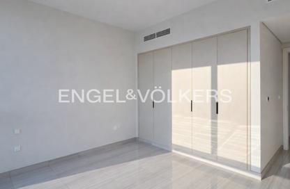 Townhouse - 3 - 4 for rent in Gardenia Townhomes - Wasl Gate - Dubai