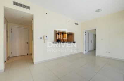 Apartment - 1 - 1 for rent in The Lofts West - The Lofts - Downtown Dubai - Dubai