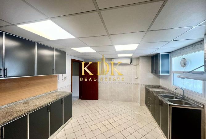 54000065 - Property Image 2