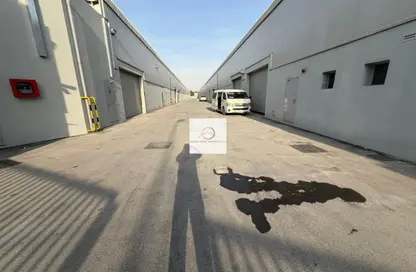 مستودع - استوديو - 2 حمامات للايجار في مجمع الكوبيسي للمستودعات - الخبيصي - ديرة - دبي