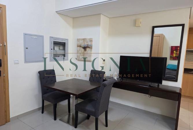 106843360 - Property Image 3