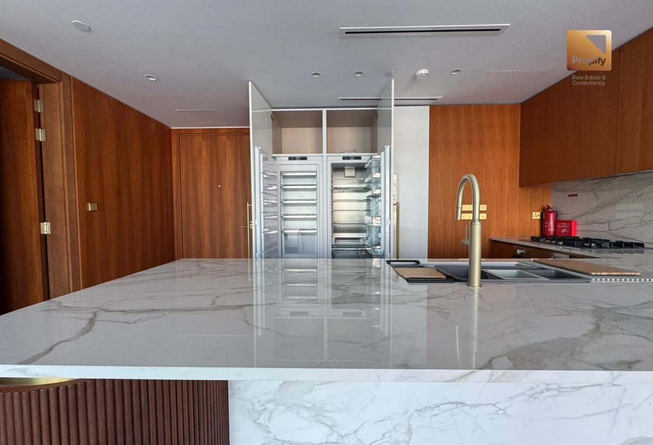 Private Beach I Luxury Living I Prime Unit photo 4