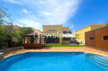 Villa - 4 Bedrooms - 5 Bathrooms for rent in District 3 - Jumeirah Park - Dubai