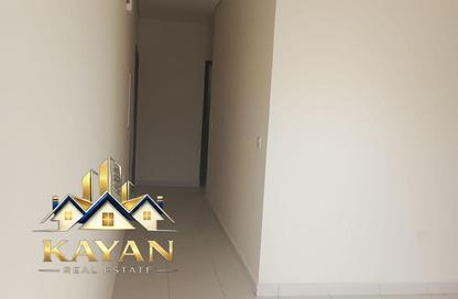 Apartment - 2 - 2 for rent in Al Maqtaa - Umm Al Quwain City - Umm Al Quwain