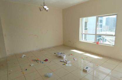 Apartment - 2 Bedrooms - 3 Bathrooms for rent in Orient Tower 1 - Orient Towers - Al Bustan - Ajman