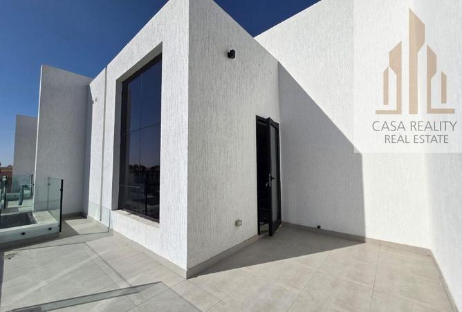 53193016 - Property Image 2